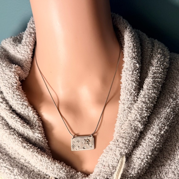 Sterling Silver Friends Starry Night Necklace with Quote - Picture 2 of 8